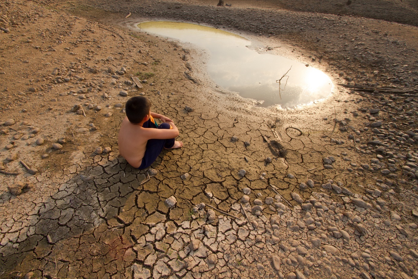 Les droits de l’enfant en péril – Comment le changement climatique impacte le droit des enfants