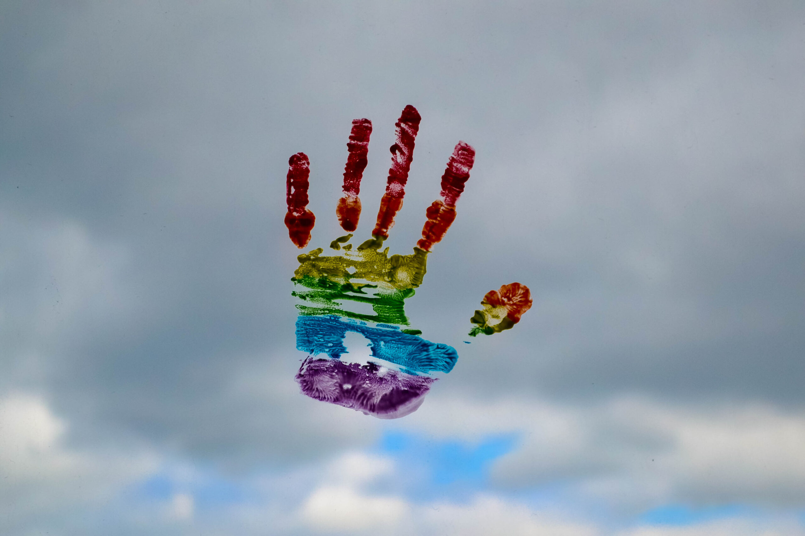 Nouvelle loi anti-LGBTQI+ en Hongrie : détérioration de l’esprit de compréhension, de paix et de tolérance