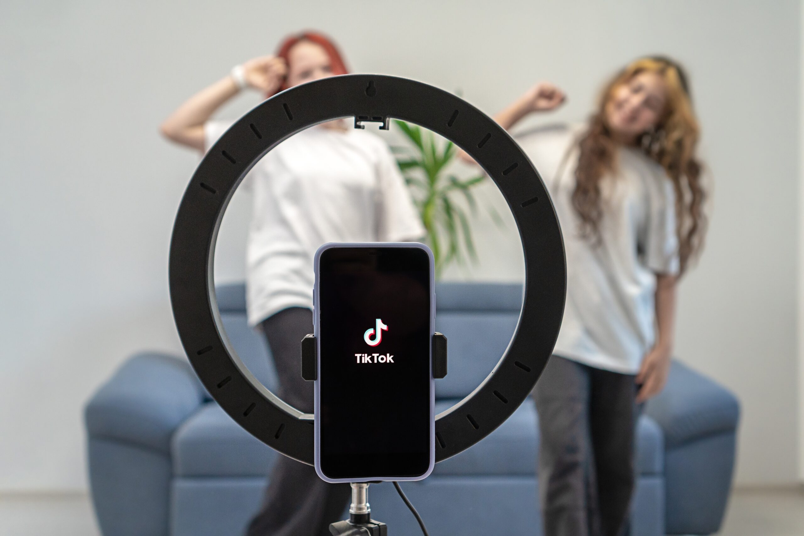 TikTok versus confidentialité infantile : avantages et inconvénients de l’application la plus populaire chez les adolescents