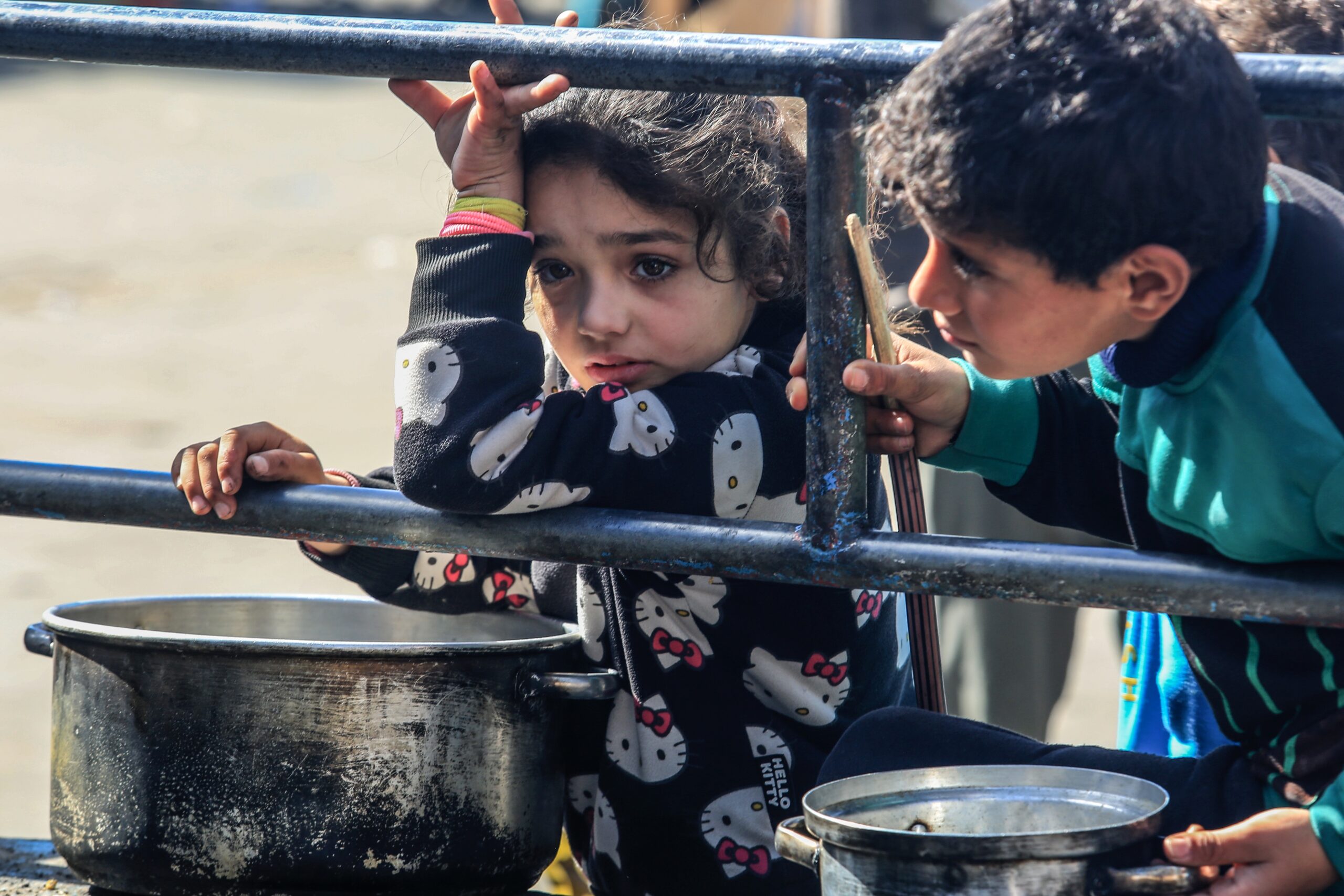 À Gaza, les enfants sont confrontés à une famine sans précédent, conséquence du siège qui se poursuit
