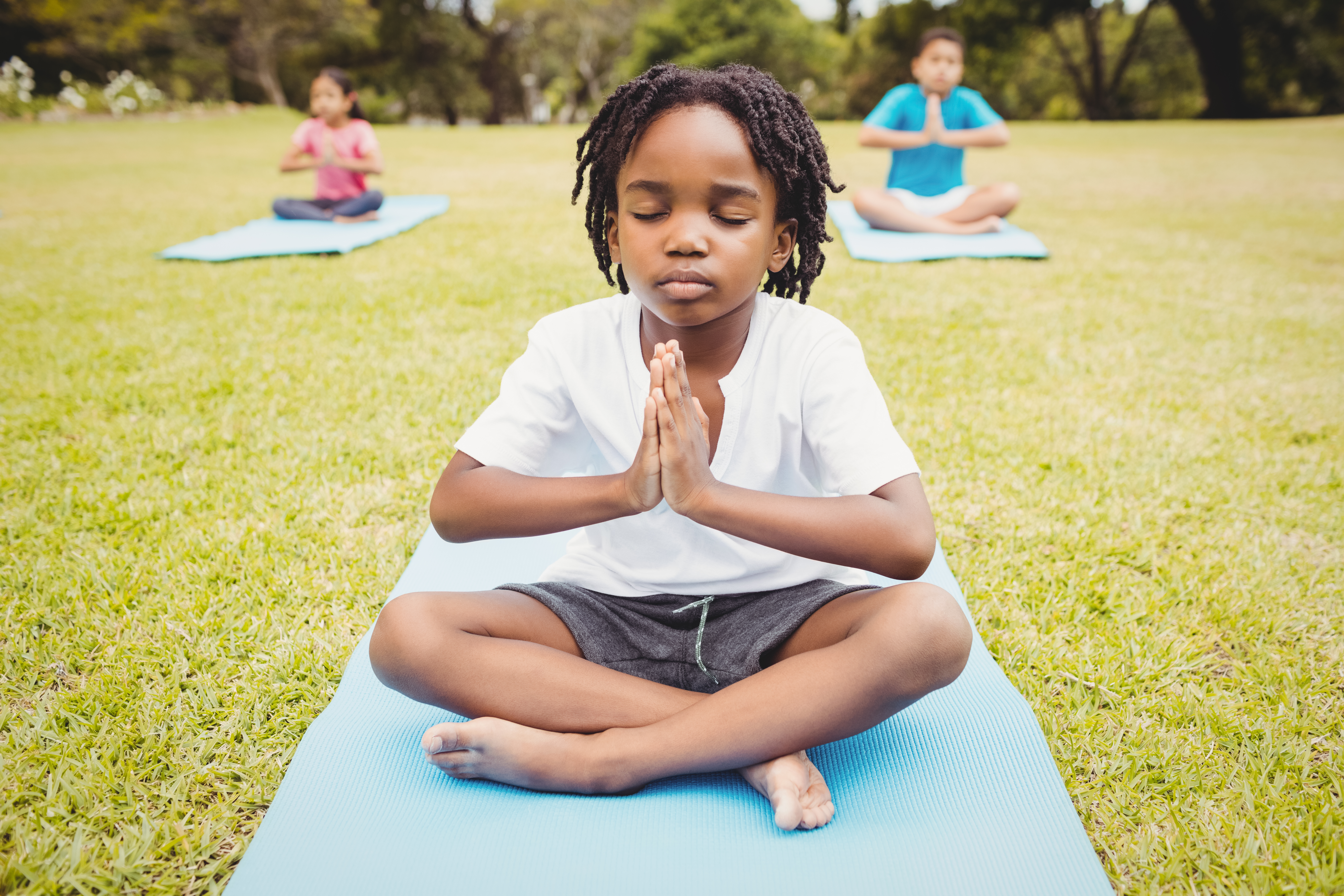 Intégrer la pleine conscience et la méditation dans la vie des enfants
